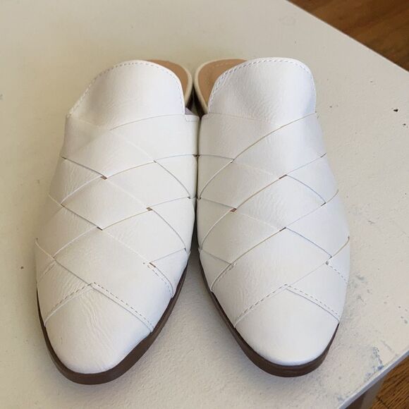 Chase & Chloe Woven Mule Size 6 - Picture 2 of 8